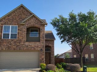 138 Barrington Ln, Lewisville, TX 75067