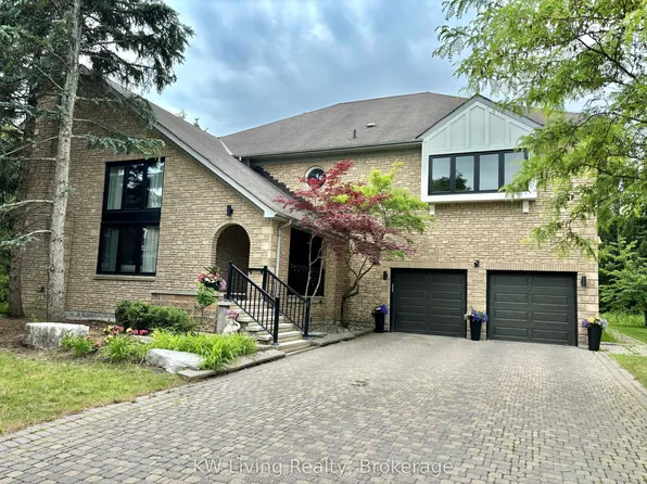 7 Wendover Ct, Richmond Hill, ON L4B 3G4