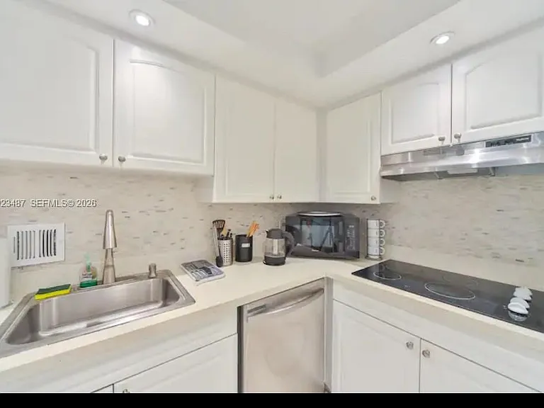 4001 S Ocean Dr #7L — Photo 11