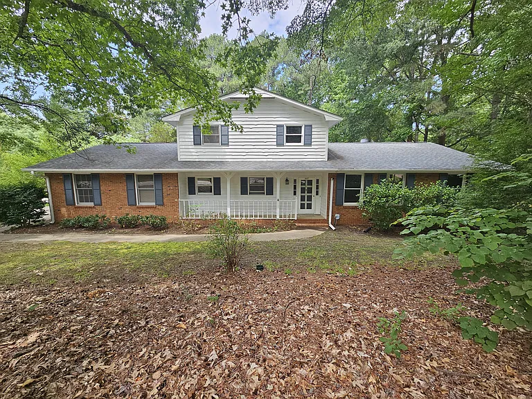 807 N Harrison Ave — Photo 1