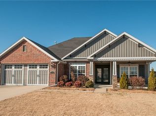 4752 Augustine Dr, Springdale, AR 72762