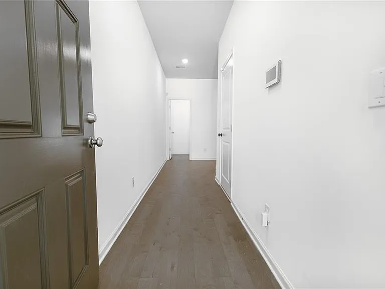 7095 Gladstone Cir — Photo 4