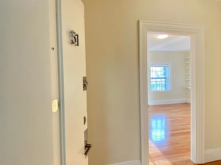 92 Charles St #5 — Photo 19