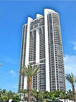 4th image of 18101 Collins Ave APT 807