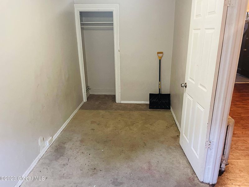 3rd image of 178 N Lake Avenue