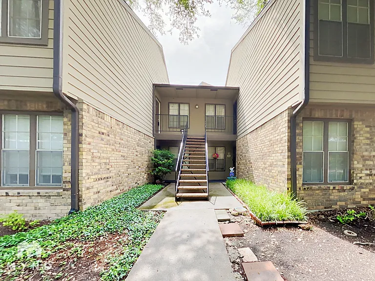 5300 Keller Springs Rd #2094 — Photo 1