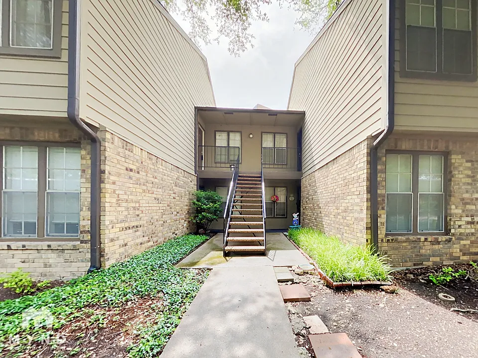 5300 Keller Springs Rd #2094