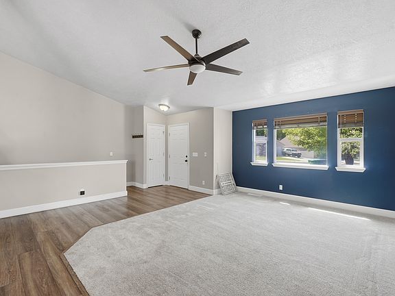 5th image of 1485 Ogden Peak Cir
