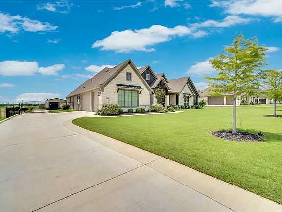 3rd image of 9236 Dove Hollow Rd