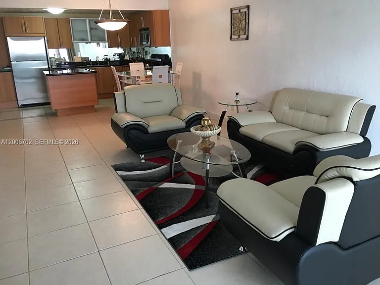 19390 Collins Ave #1124 — Photo 3