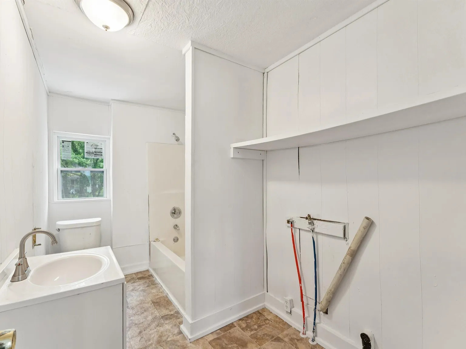 3 bed, 2.0 bath, $1,200 — Photo 4