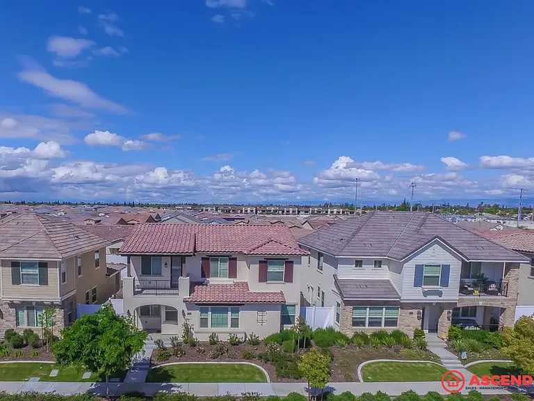 11610 Campus Park Dr — Photo 27