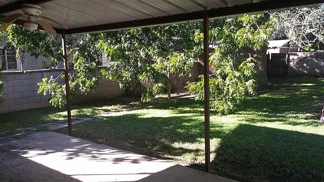 2nd image of 809 E 5th St