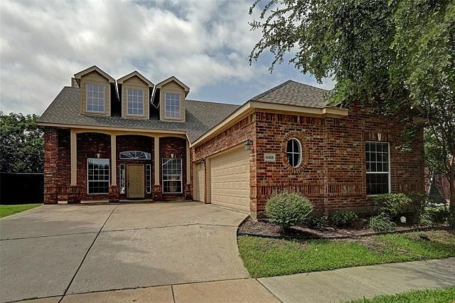 1st image of 8405 La Quinta Ln