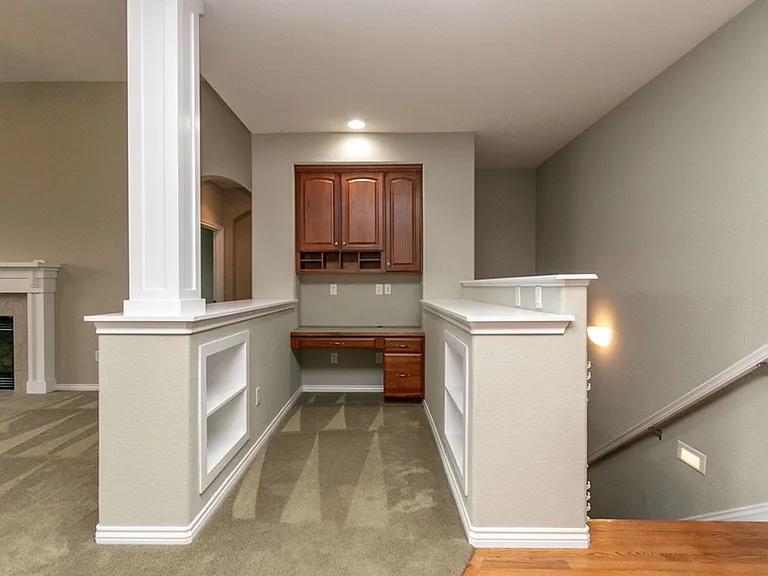 711 Windflower Dr — Photo 6