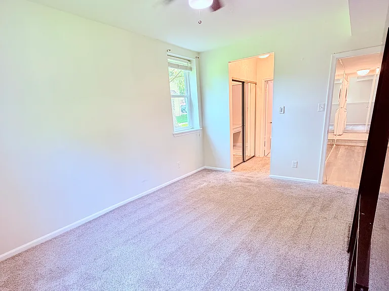 20313 Beaconfield Ter #B2 — Photo 44