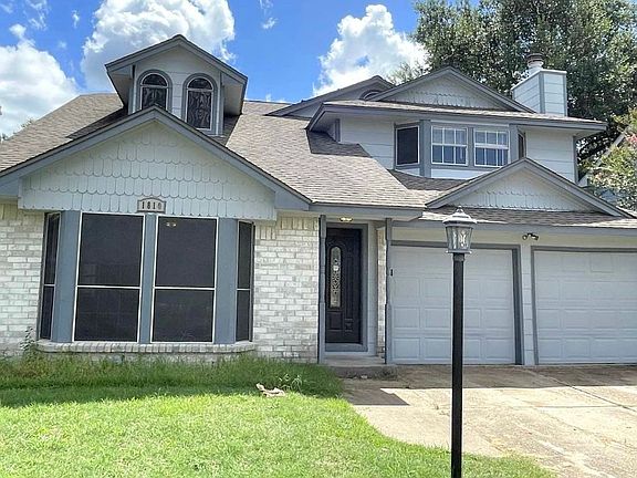 2nd image of 1812 Westmeadow Dr