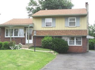 408 Willard Rd, Hatboro, PA 19040