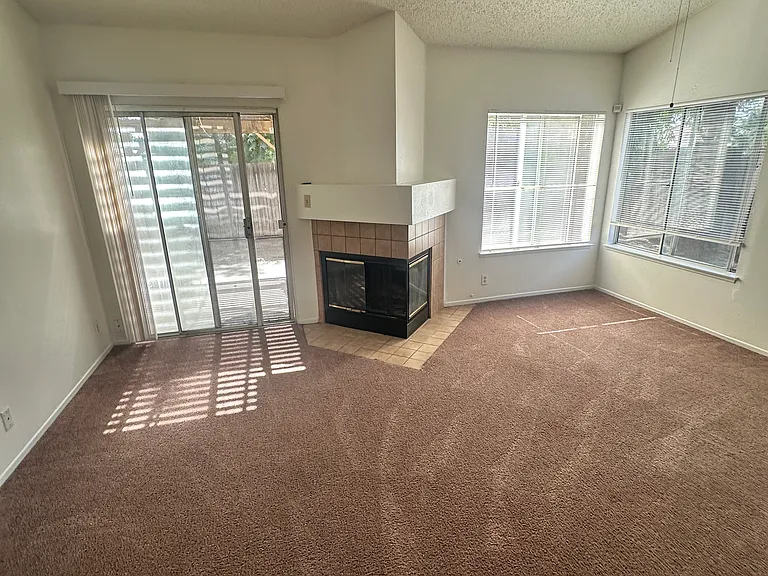 122 Noga Ave — Photo 7
