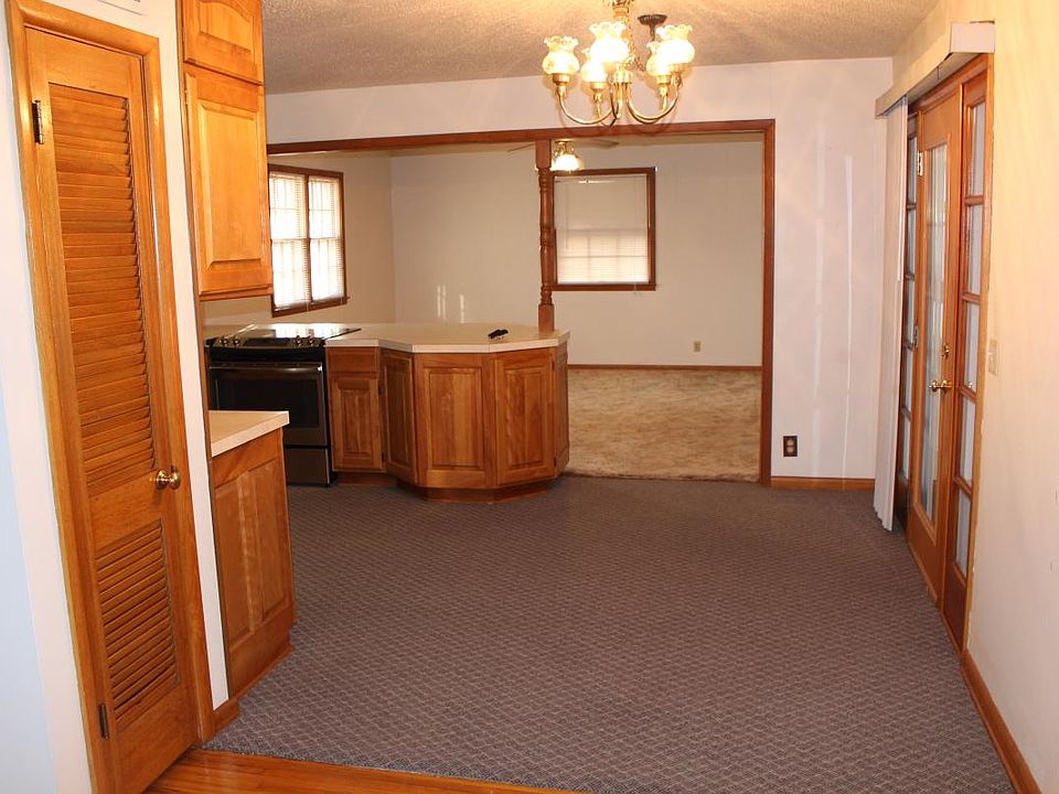 2529 N Halstead St, Wichita, KS 67204 Zillow