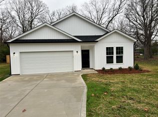 903 Clark St, Wingate, NC 28174