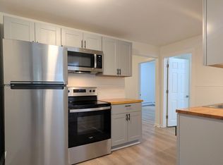 23 Winthrop St, Augusta, ME 04330