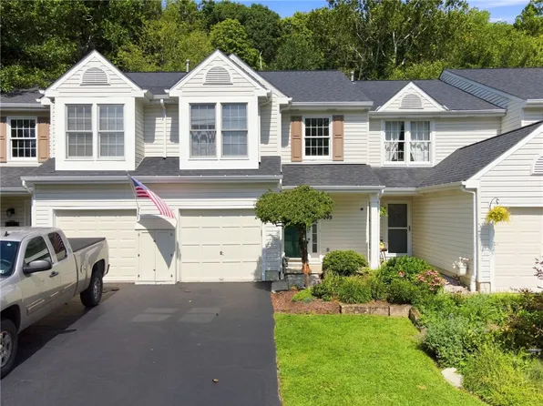 249 Commons Dr, Oakmont, PA 15139