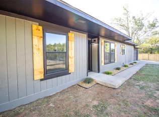 226 Valley View Rd, Newalla, OK 74857