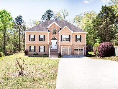 1208 Fly Rod Ln, Loganville, GA, 30052