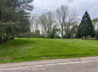 Bon Air Rd, Lansing, MI 48917