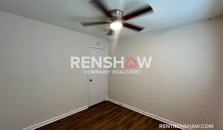 3909 Dante Ave — Photo 10