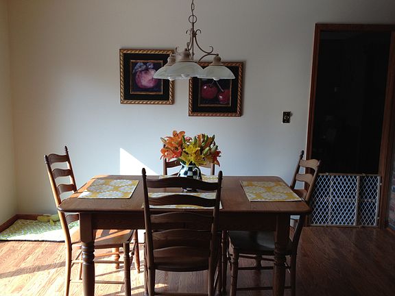 5th image of 8210 Pembroke Dr