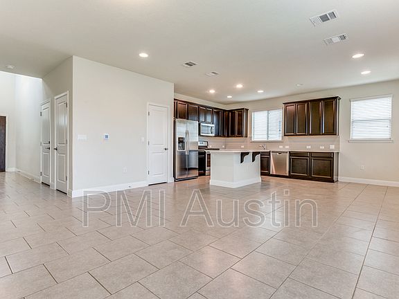 3rd image of 14006 Osmarea Dr