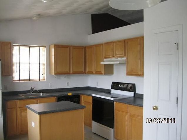 2nd image of 48 Remington Farm Dr