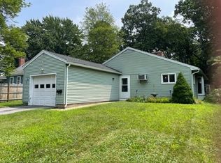 17 Nashua St, Ayer, MA 01432