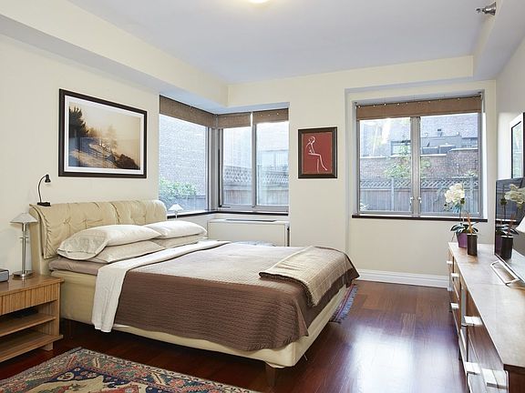 4th image of 325 W 13th St APT 2
