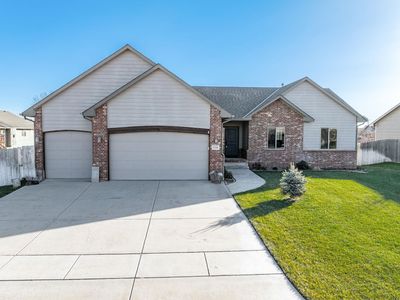 1118 N Lake Edge Dr, Goddard, KS, 67052