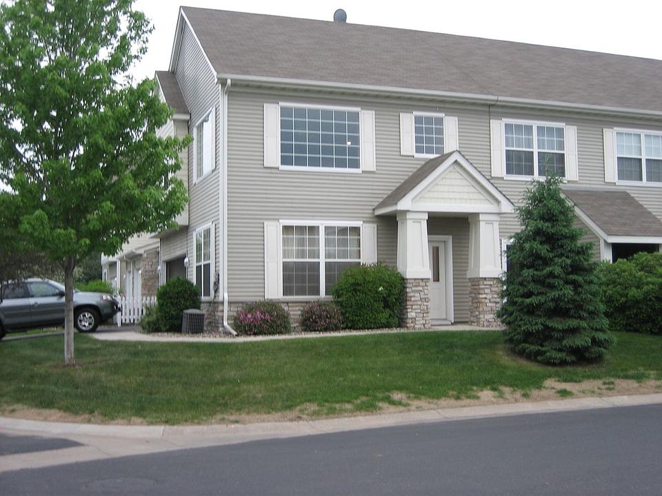 Street view (end unit)