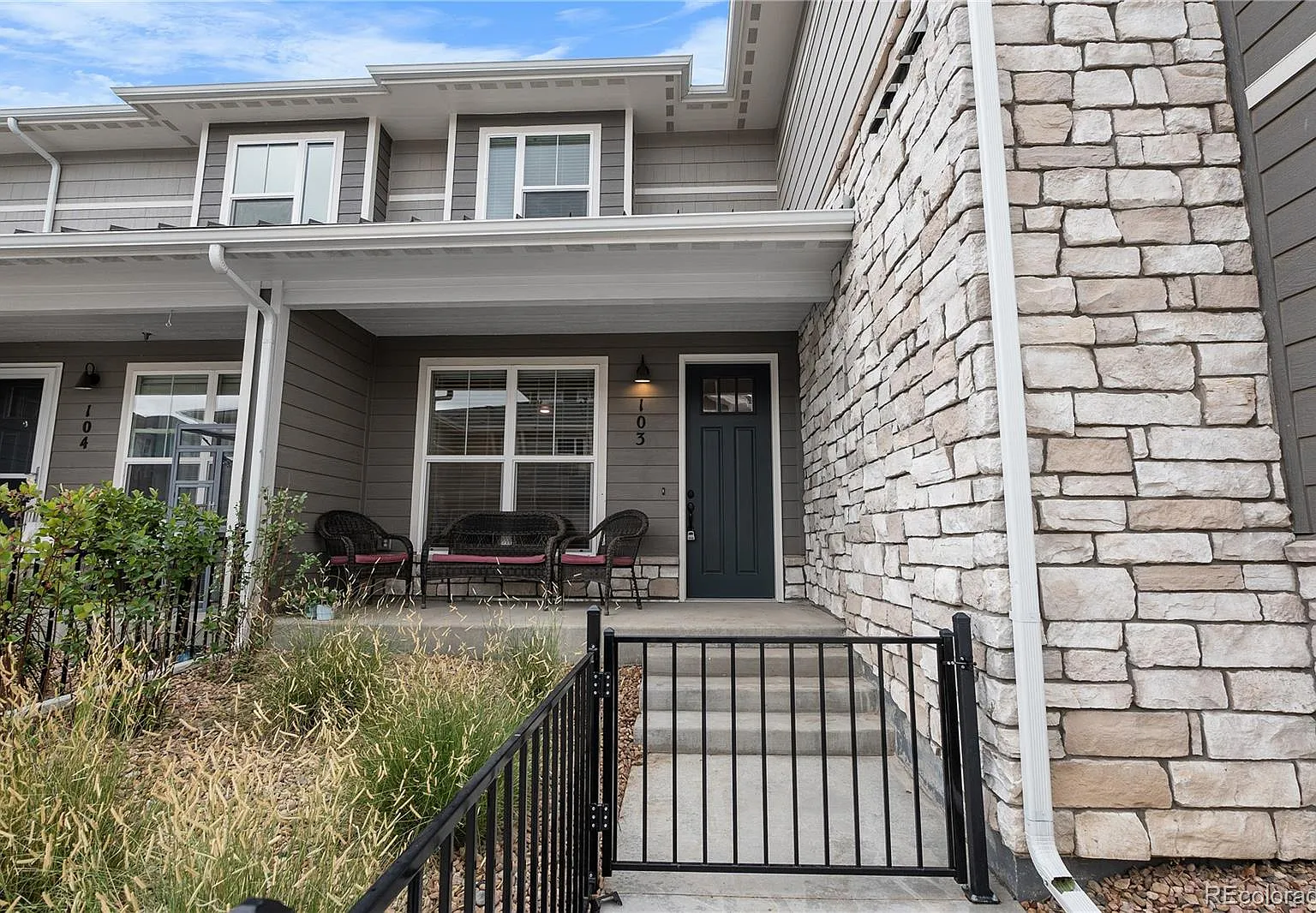2 bed, 2.5 bath, 1629 sqft, $2,599 — Photo 3