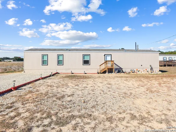 570 Pr 1523, Bandera, TX 78003
