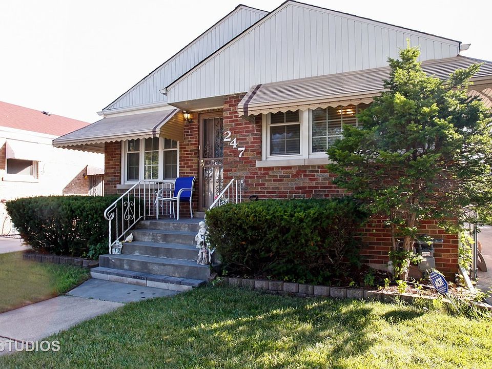 1st image of 247 Park Ct