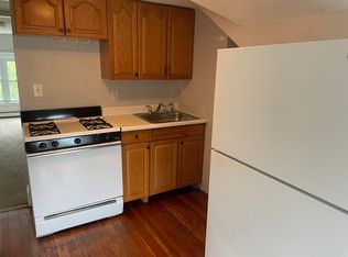 120 North Rd APT 10, Highland, NY 12528