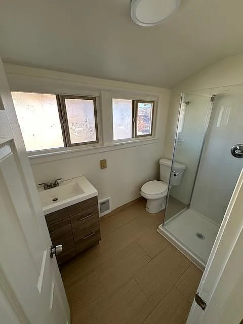 2 bed, 800 sqft, $1,200 — Photo 4