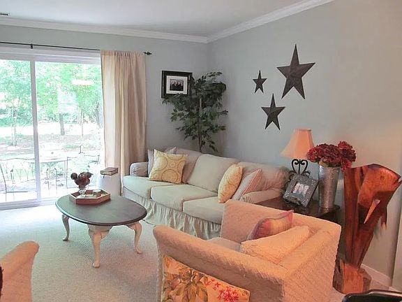 3rd image of 2410 Barnside Cir