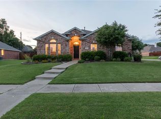 2405 Mallory Dr, Corinth, TX 76210