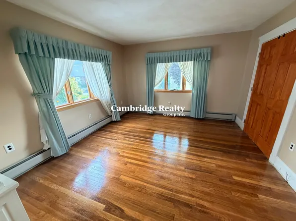 31 Preston St #1T, Malden, MA 02148