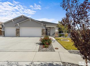 7270 Souverain Ln, Reno, NV 89506