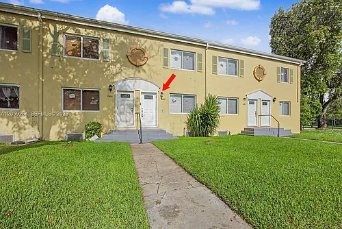 8466 NW 4th Ct #8466 Photo 1