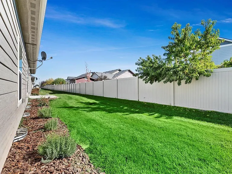 Cedar Crossing Luxury Townhomes — Photo 88