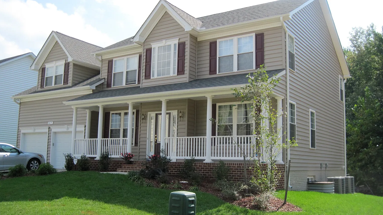 24379 Broad Creek Dr photo 1